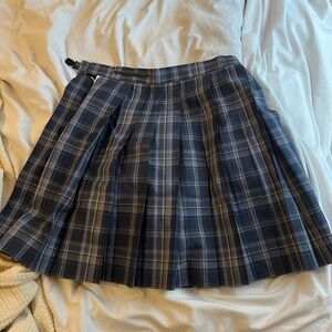 Navy and white plaid miniskirt with pockets